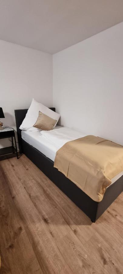 Apartment Waterfalls 3 *